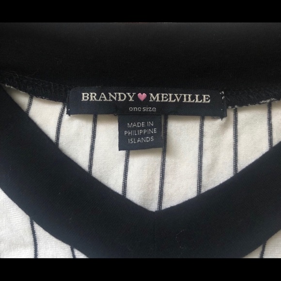☁️Brandy Melville Baseball Tee☁️ - Picture 2 of 2